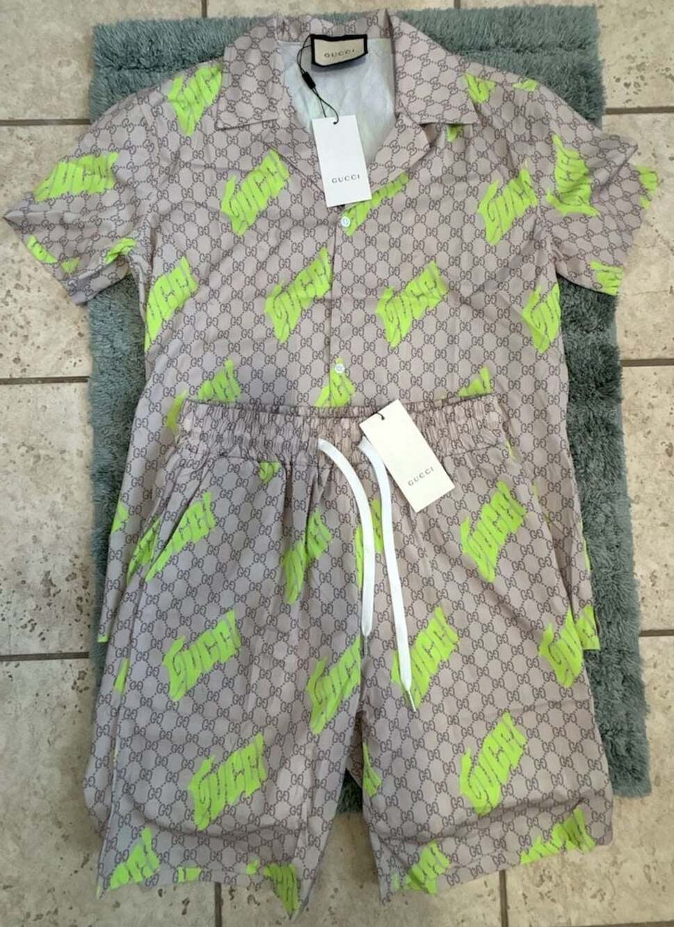 Gucci GG Supreme Neon Print Short-Sleeve Button-Up Shirt and Shorts Set Size M